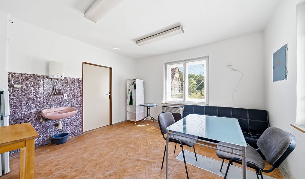 Prodej domu 166 m² s pozemkem 949 m², Velké Kunětice – náhled fotky 4
