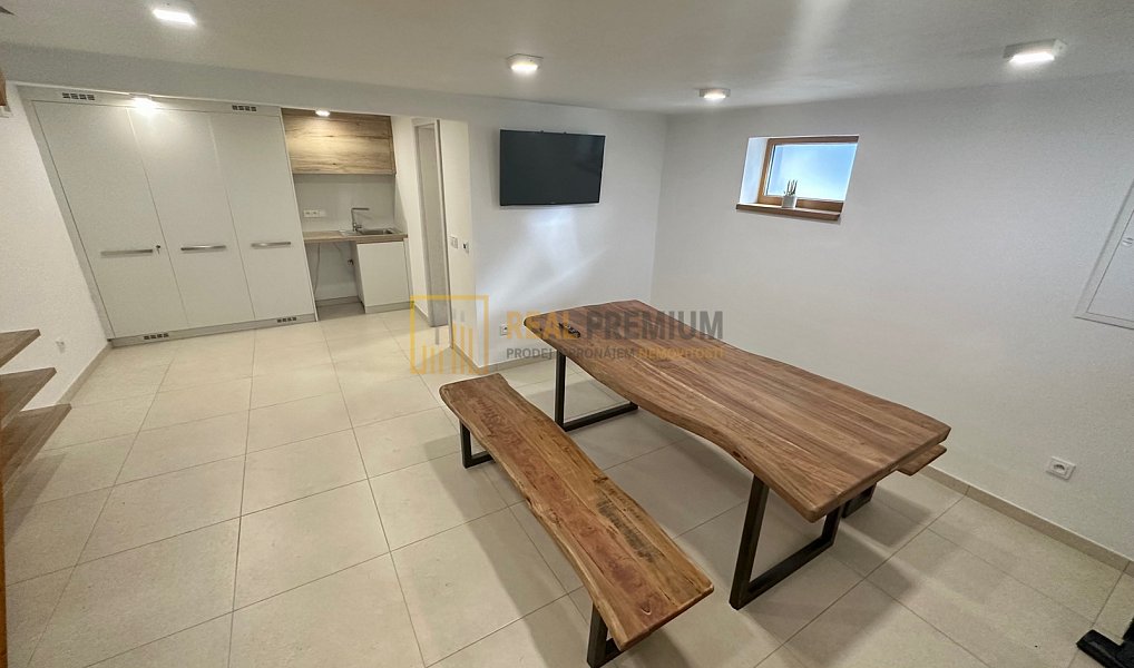 Prodej chaty/chalupy 200 m² s pozemkem 598 m², Nová Lhota – náhled fotky 18