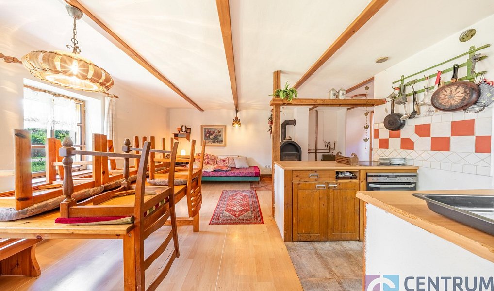 Prodej domu 267 m² s pozemkem 1 671 m², Obrubce – náhled fotky 15
