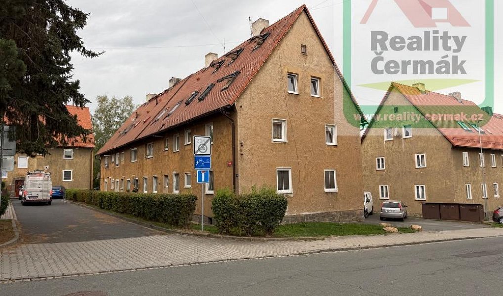 Pronájem bytu 2+1 56 m², Holýšov – náhled fotky 2