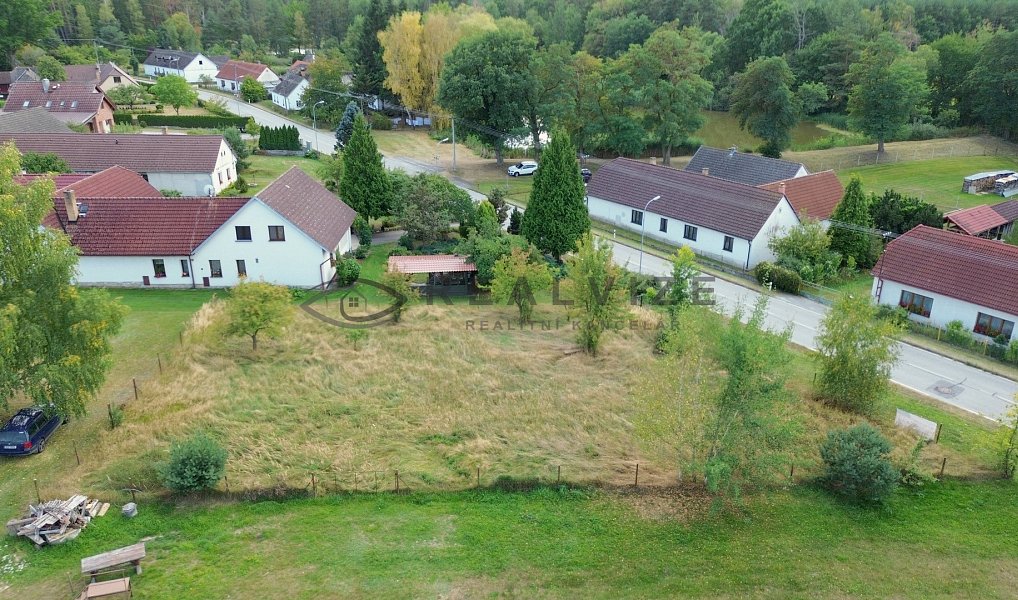 Prodej stavebního pozemku 886 m², Jílovice – náhled fotky 10