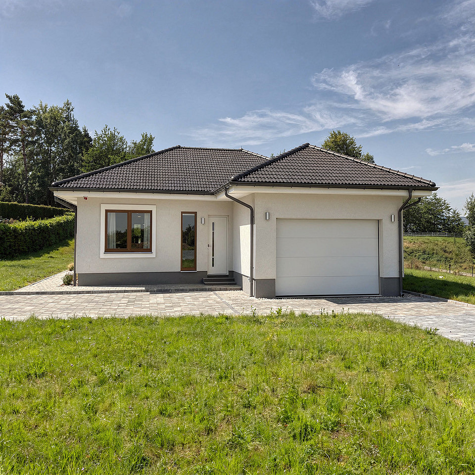 Prodej domu 246 m² s pozemkem 1 746 m²
