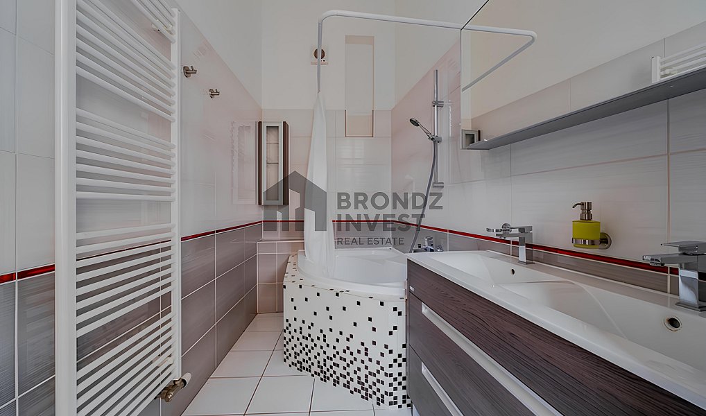 Pronájem bytu 2+1 69 m², Praha – náhled fotky 11