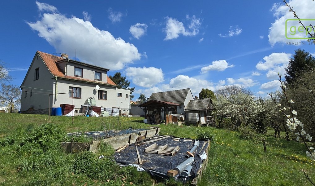Prodej domu 145 m² s pozemkem 1 218 m², Zlatá Koruna – náhled fotky 4