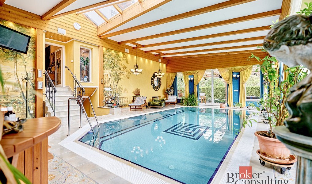Pronájem domu 388 m² s pozemkem 2 802 m², Karlovy Vary – náhled fotky 11