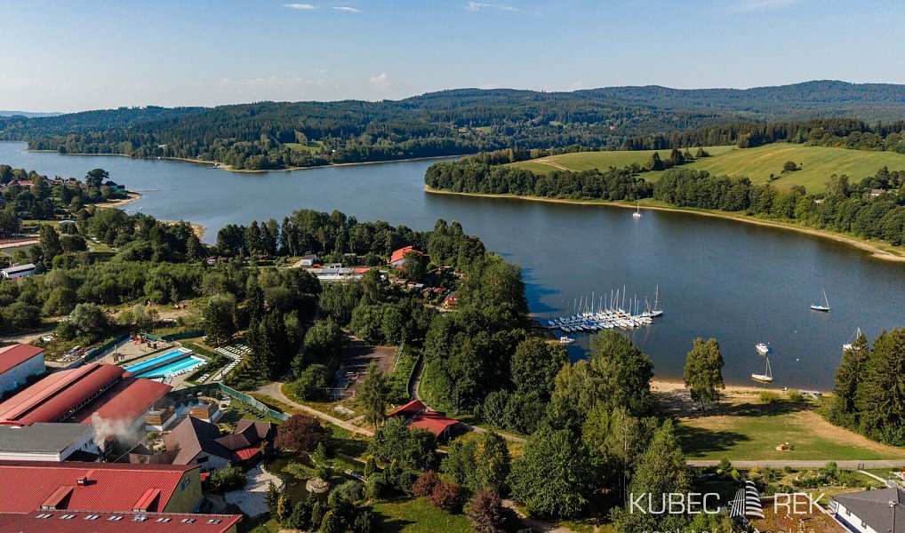 Prodej ubytovacího objektu 90 m², Frymburk – náhled fotky 17