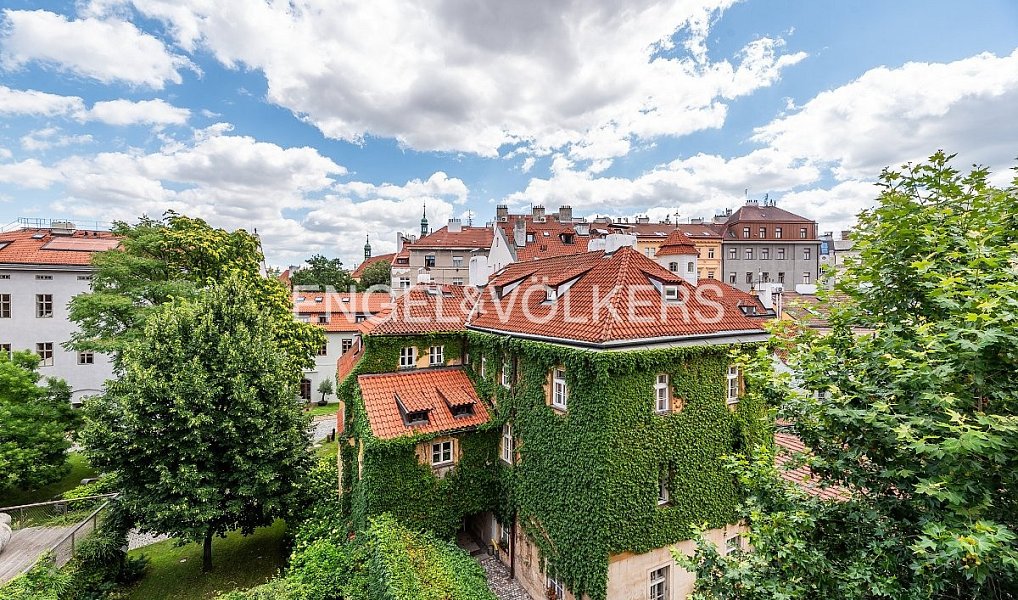 Prodej bytu 2+kk 44 m², Praha – náhled fotky 3