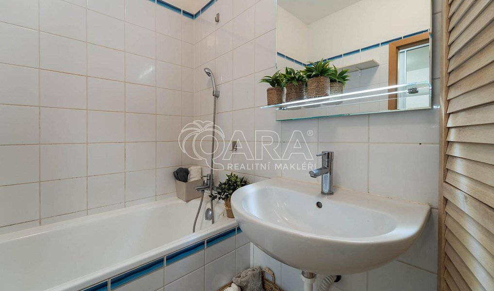 Prodej bytu 2+kk 59 m², Praha – náhled fotky 20