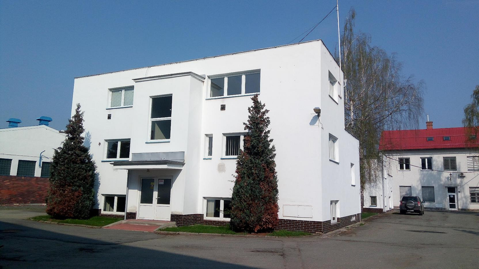 Pronájem kanceláře 652 m² – fotografie 2