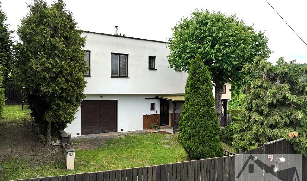 Prodej domu 214 m² s pozemkem 858 m², Měchenice – náhled fotky 4
