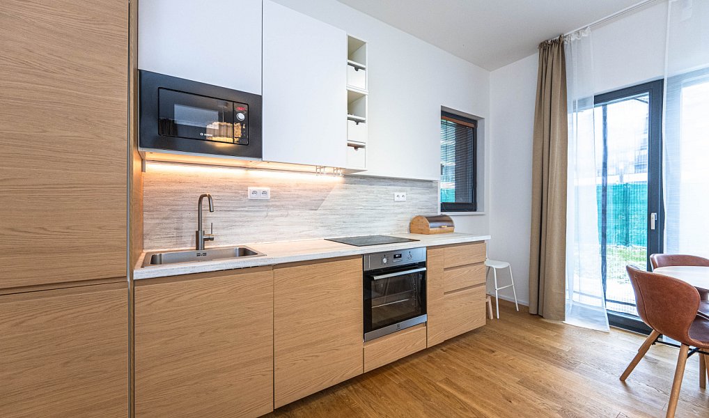 Pronájem bytu 3+kk 77 m², Praha – náhled fotky 3