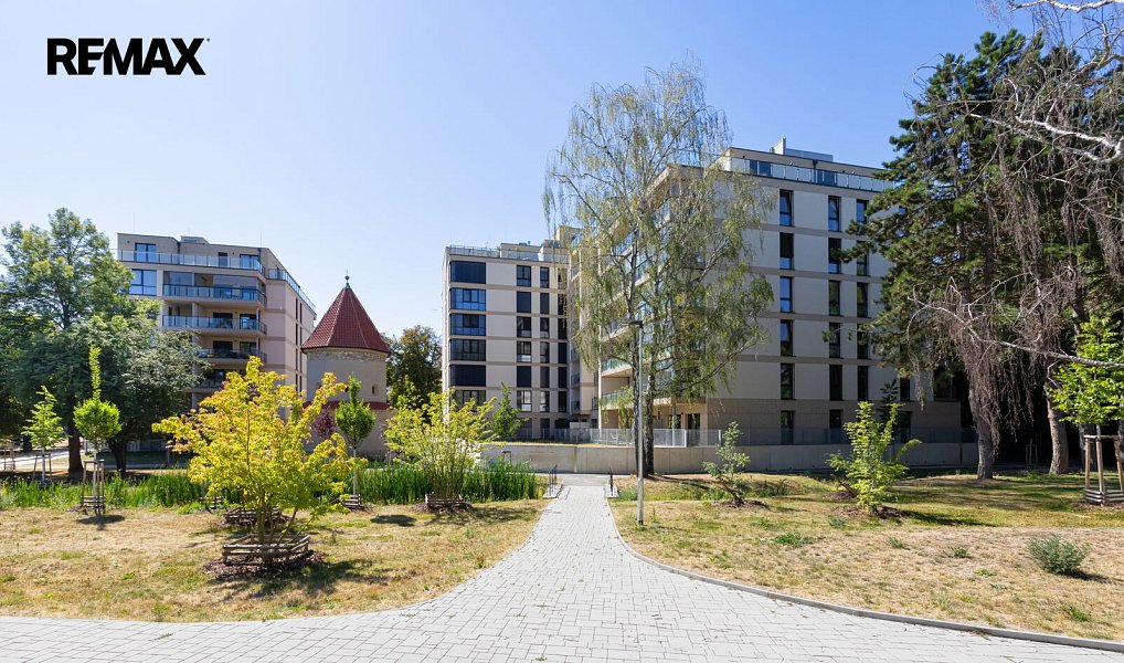 Prodej bytu 2+kk 67 m², Praha – náhled fotky 17