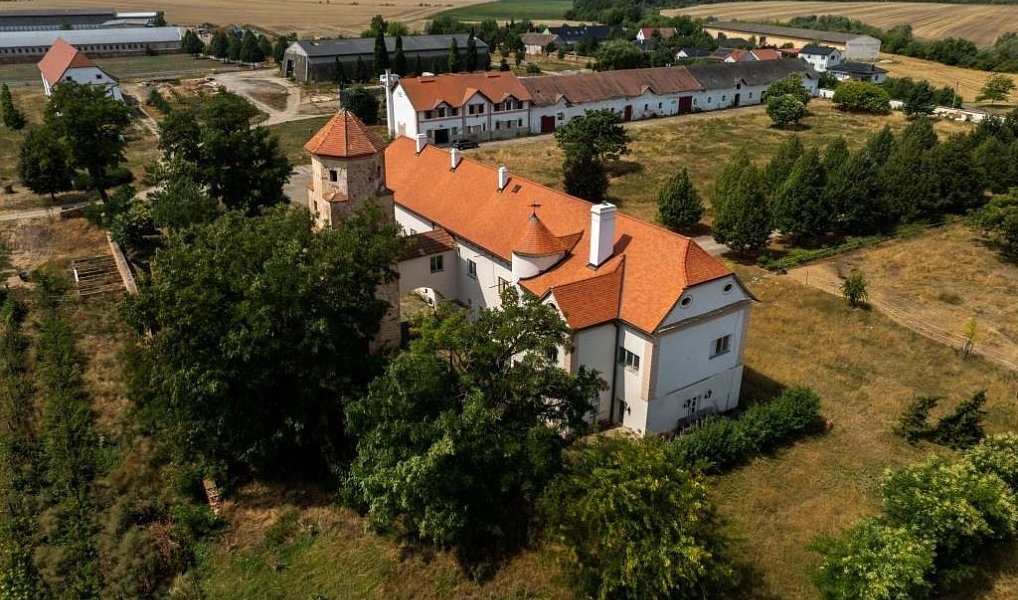 Prodej domu 5 889 m² s pozemkem 83 936 m², Vlasatice – náhled fotky 7