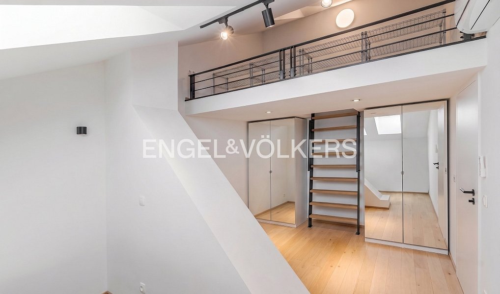 Pronájem bytu 3+kk 123 m², Praha – náhled fotky 8