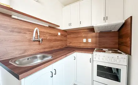 Pronájem bytu 2+1 40 m², Lipí, Praha 9 - Horní Počernice