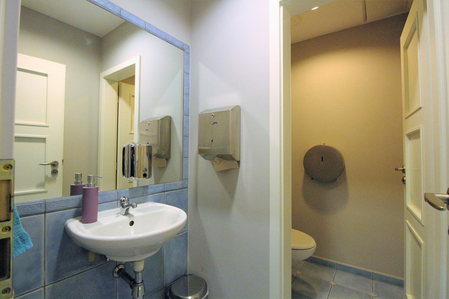 Pronájem obchodních prostor 165 m² – fotografie 5
