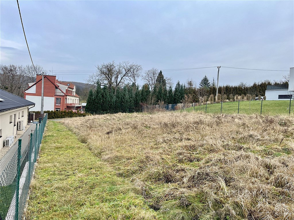 Prodej domu 143 m² s pozemkem 1 003 m² – pohled 4