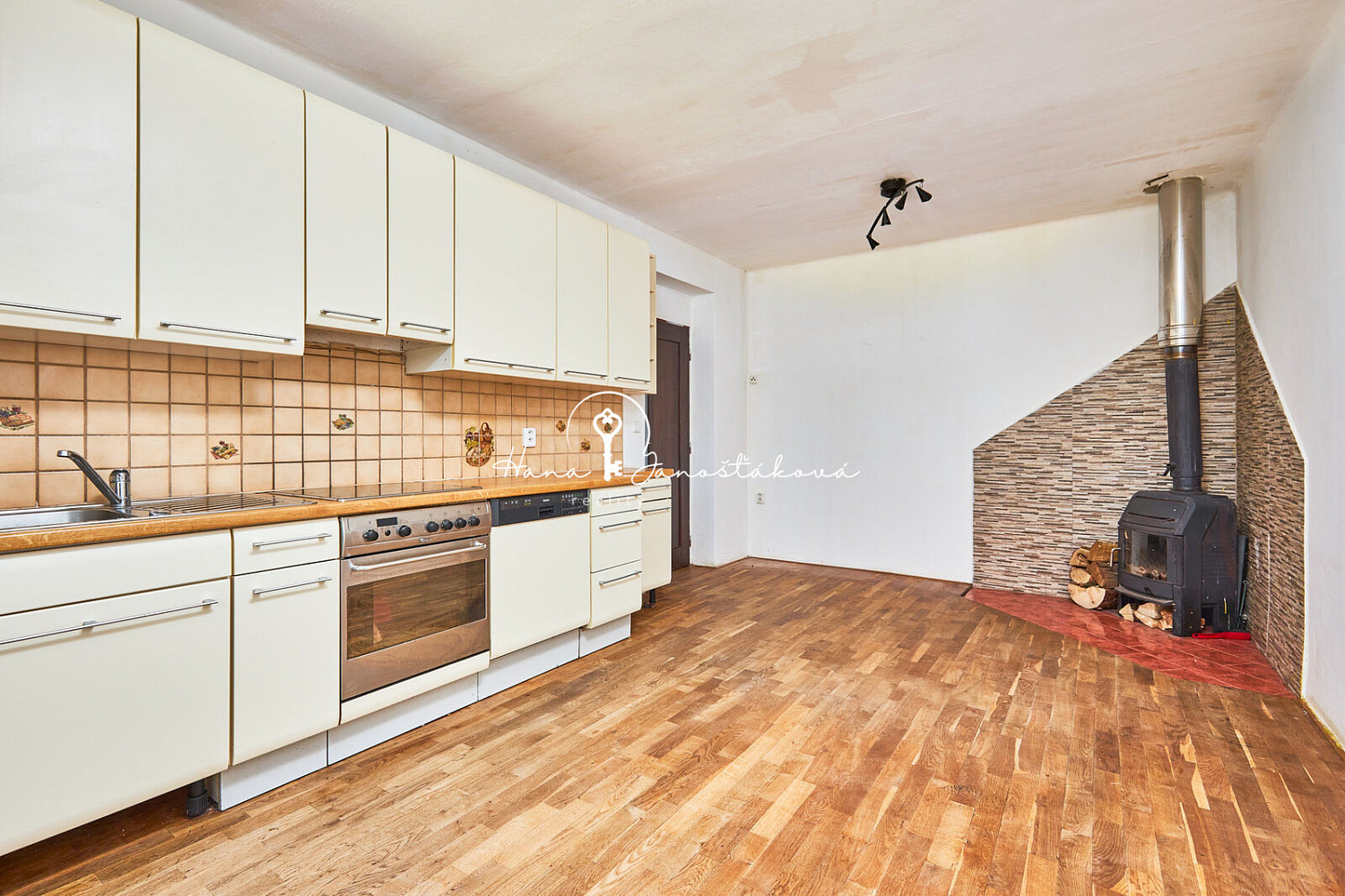 Prodej bytu 3+1 61 m²