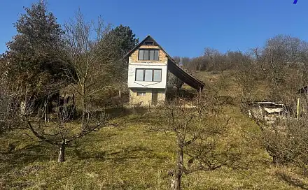 Prodej domu 43 m² s pozemkem 1 412 m², Trnovany