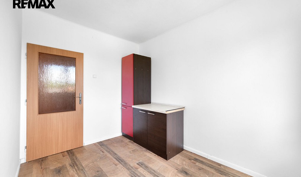 Prodej bytu 2+1 60 m², Milenov – náhled fotky 18
