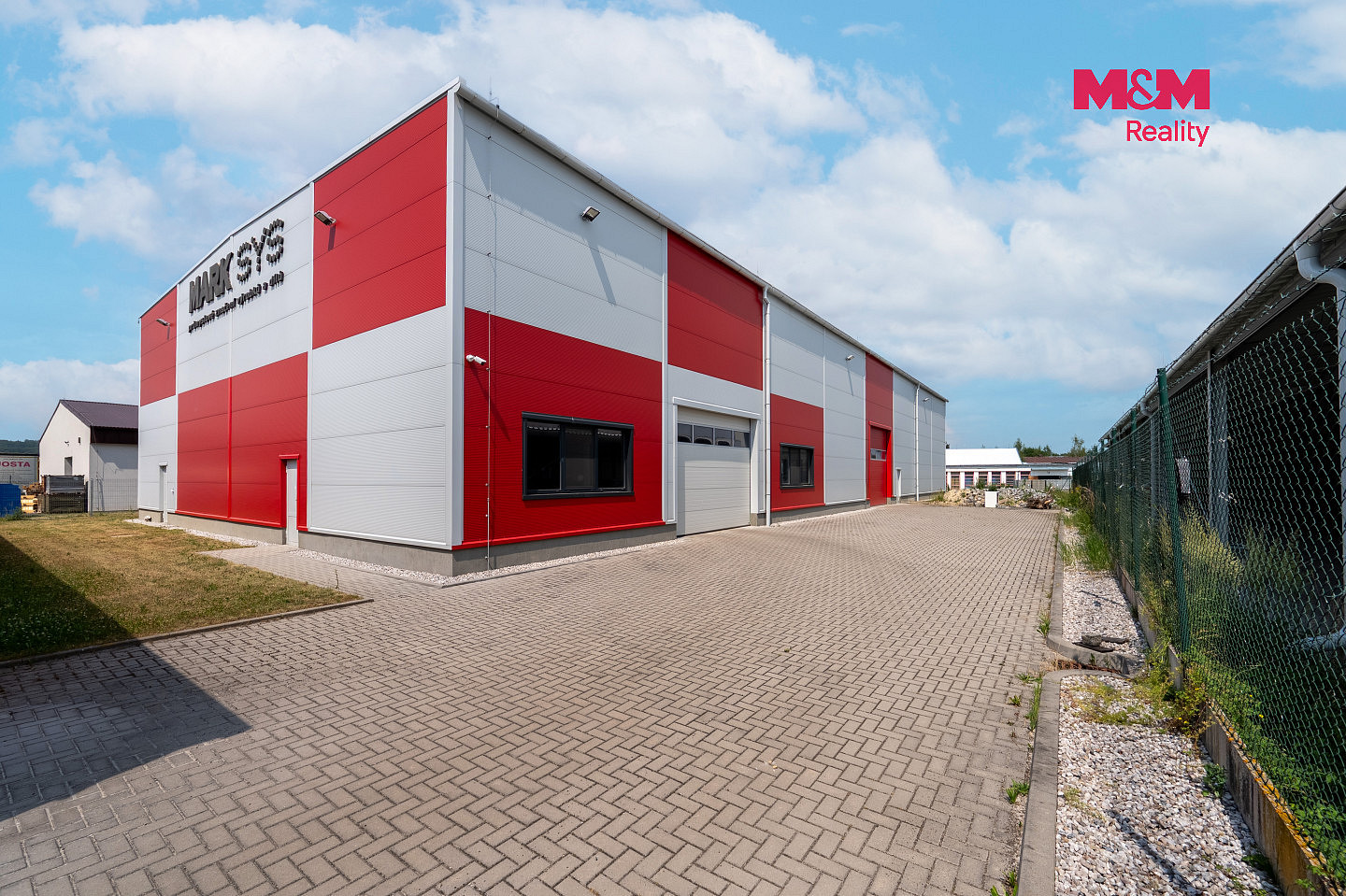 Pronájem skladovacích prostor 992 m² – fotografie 2