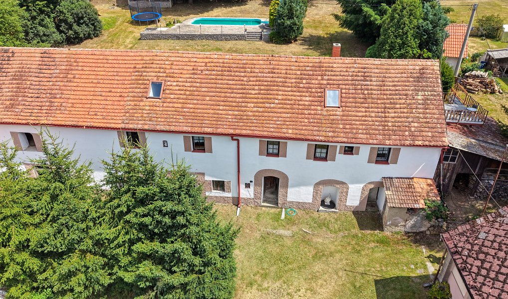 Prodej domu (jiného typu) 550 m², Neveklov – náhled fotky 6
