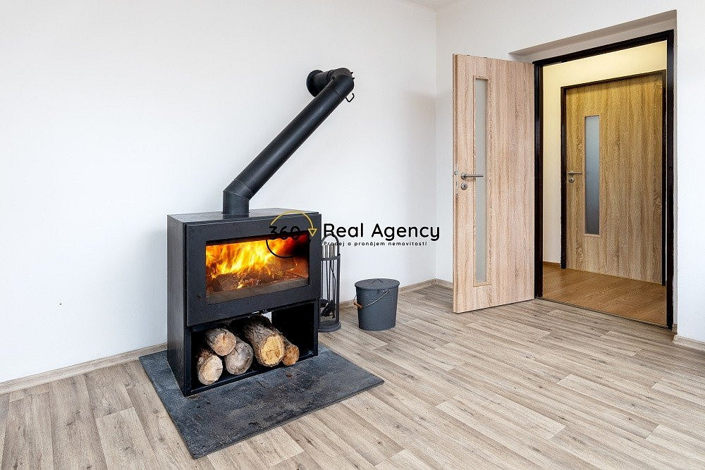 Prodej domu 299 m² s pozemkem 1 977 m² — photo 4