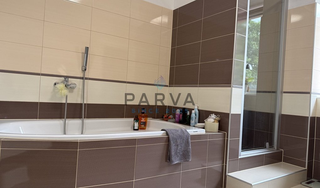 Prodej domu 512 m² s pozemkem 558 m², Přeštice – náhled fotky 9