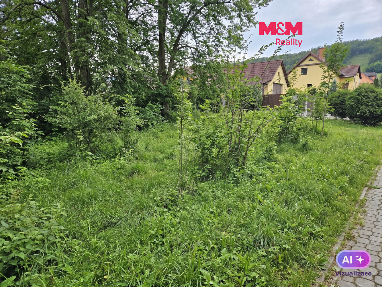 Prodej pole 1 439 m²