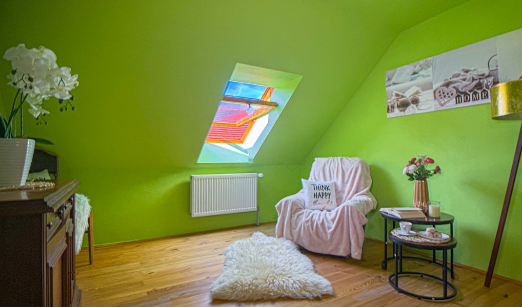 Prodej domu 206 m² s pozemkem 1 607 m², Újezdec – náhled fotky 11