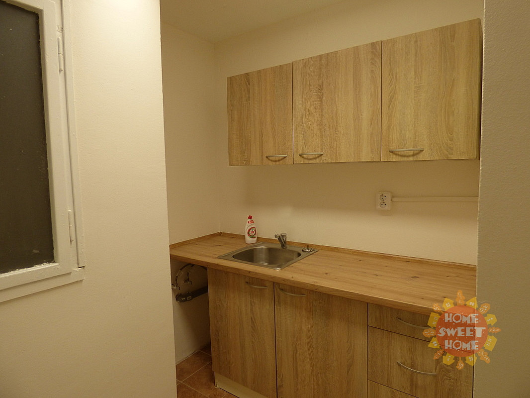 Pronájem bytu 1+kk 35 m² – pohled 2