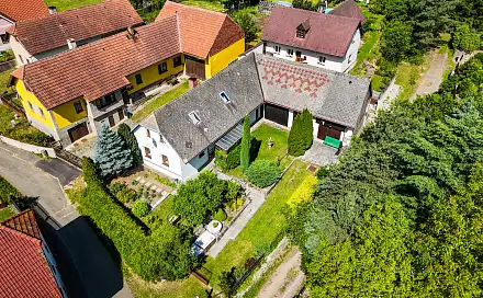 Prodej chaty/chalupy 135 m² s pozemkem 508 m², Rožmitál pod Třemšínem - Skuhrov, okres Příbram
