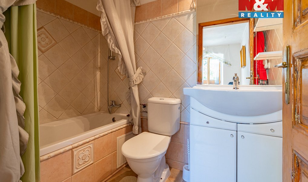 Prodej domu 245 m² s pozemkem 13 625 m², Žirovnice – náhled fotky 12