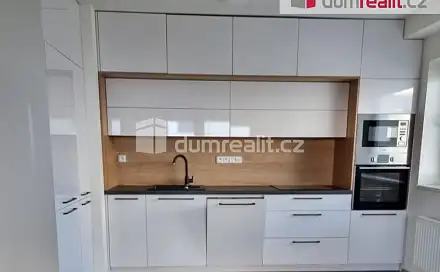 Pronájem bytu 2+kk 58 m²