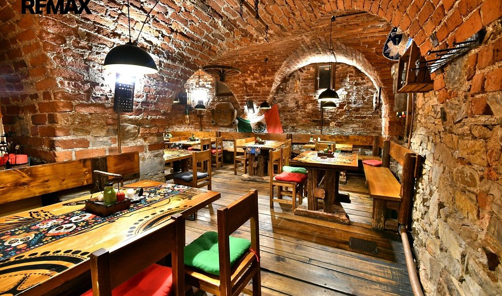 Prodej restaurace 350 m², Hradec Králové – náhled fotky 8
