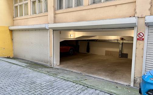 Pronájem dvojgaráže 33 m2, Praha 2 - Ječná, Ječná, Praha 2 - Nové Město