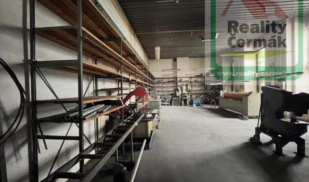 Pronájem výrobních prostor 350 m², Staňkov – náhled fotky 6