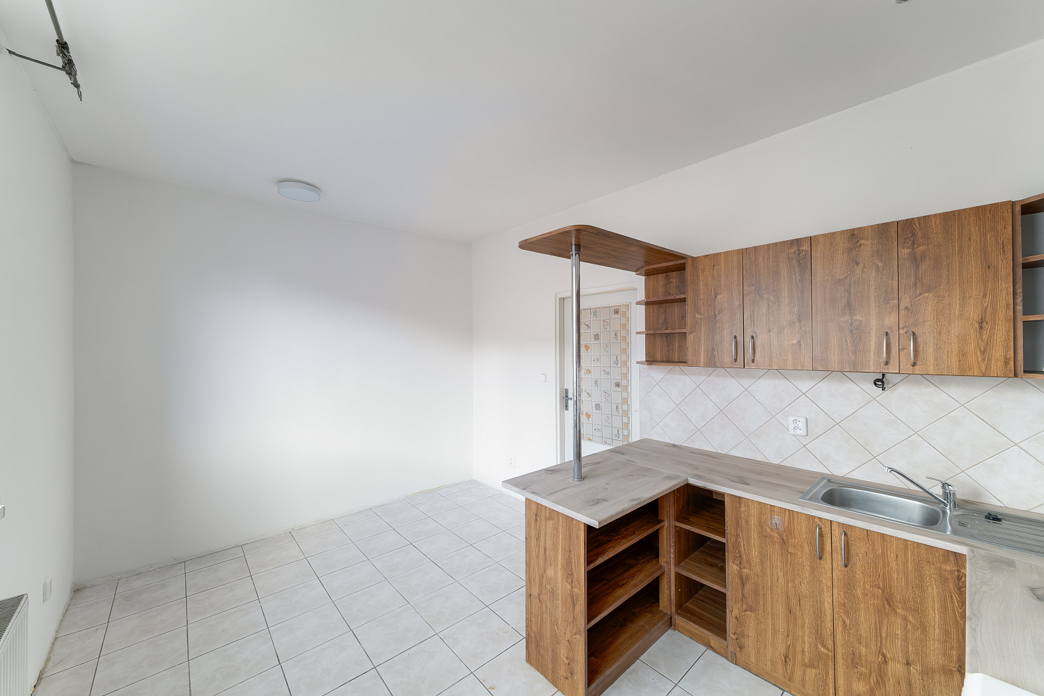 Pronájem bytu 3+kk 69 m² – pohled 4
