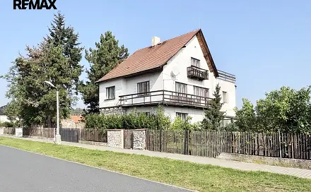 Prodej domu 132 m² s pozemkem 1 819 m², Tři Dvory, okres Kolín