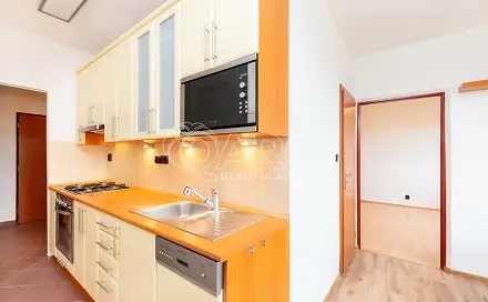 Pronájem bytu 3+1 68 m², Helsinská, Tábor