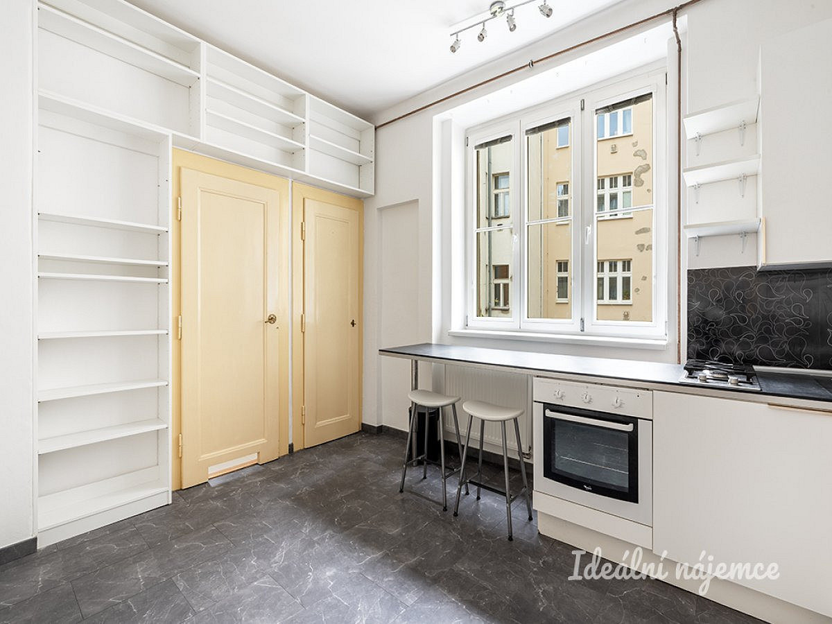 Pronájem bytu 2+kk 37 m² – fotografie 5