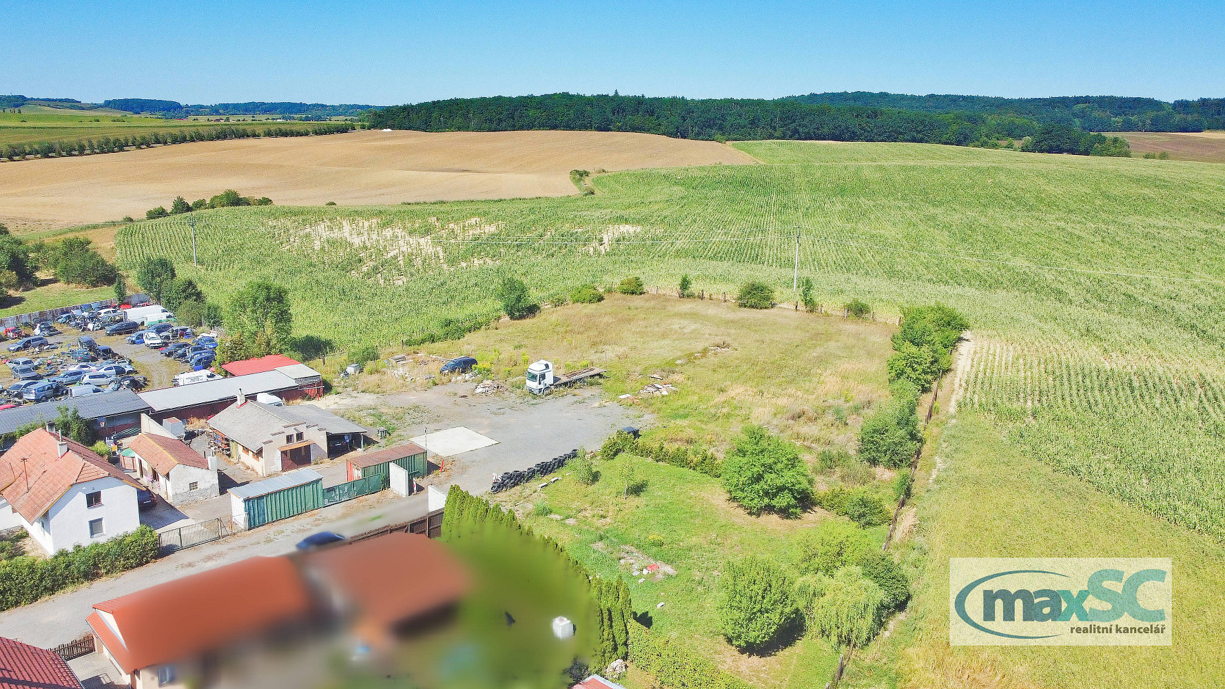 Prodej stavebního pozemku 13 253 m²