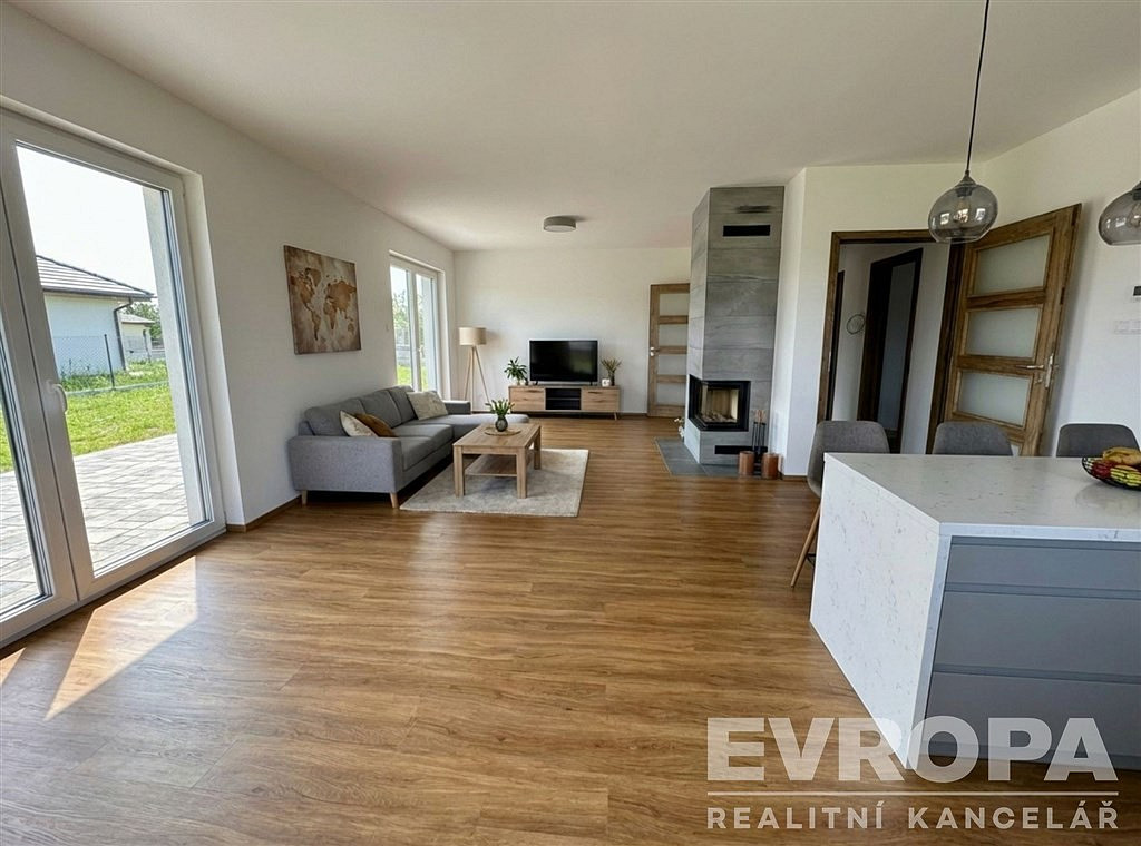 Prodej domu 123 m² s pozemkem 1 061 m² — photo 4