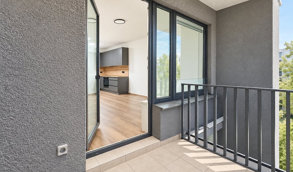 Pronájem bytu 2+kk 63 m², Praha – náhled fotky 3