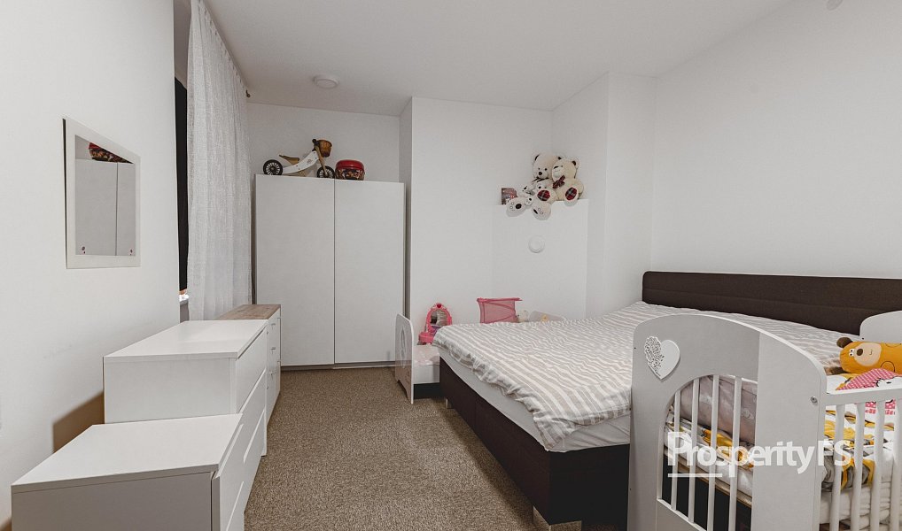 Prodej bytu 3+1 67 m², Hostinné – náhled fotky 19