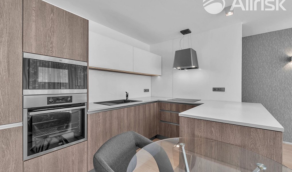 Pronájem bytu 2+kk 61 m², Praha – náhled fotky 7