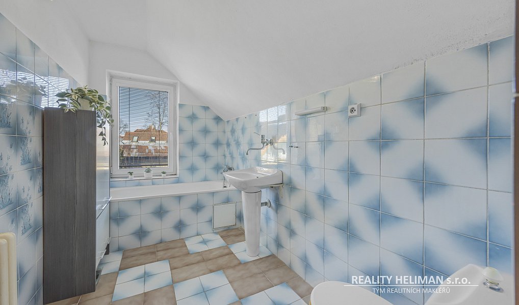 Prodej domu 293 m² s pozemkem 775 m², Líbeznice – náhled fotky 22