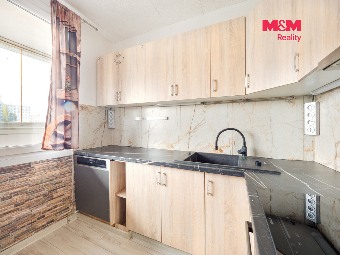 Prodej bytu 4+1 80 m² — photo 2