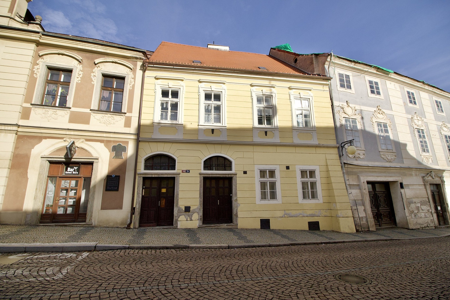 Prodej nájemního domu, činžáku 365 m²