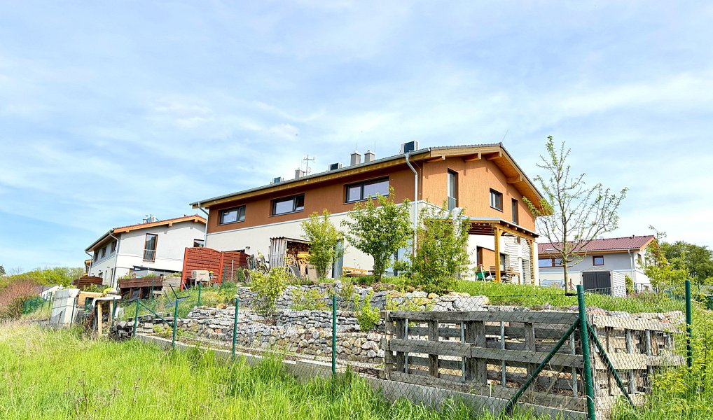 Prodej bytu 3+kk 74 m², Svinaře – náhled fotky 4